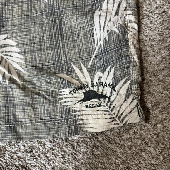 Tommy Bahama Swim Trunks Mens XL Gray Palm Leaf Print Board Shorts Nylon Relax - Picture 2 of 8